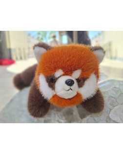 Panda Roux Couché Fluffy